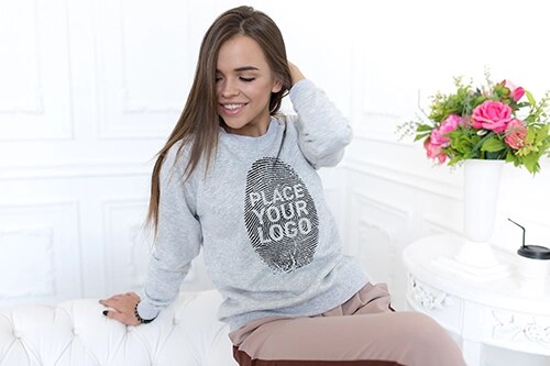 Mockups de roupas de gola alta